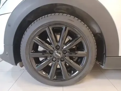 Photo 8 Mini Mini Hatch 3 Portes Cooper S 192 ch BVA7