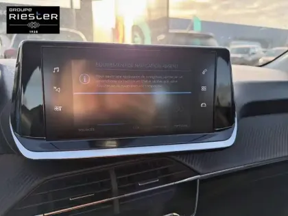 Photo 111 Peugeot 208  PURETECH 75 S&S BVM5