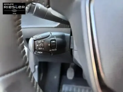 Photo 63 Peugeot 208  PURETECH 75 S&S BVM5