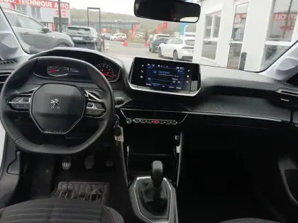 Photo 82 Peugeot 208  PURETECH 75 S&S BVM5