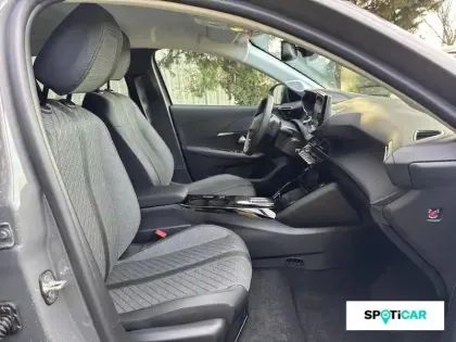 Photo 12 Peugeot 208  Electrique 50 kWh 136ch