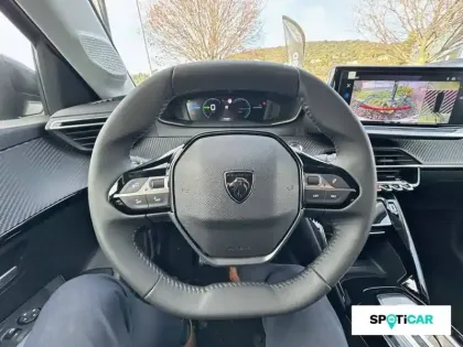 Photo 15 Peugeot 208  Electrique 50 kWh 136ch