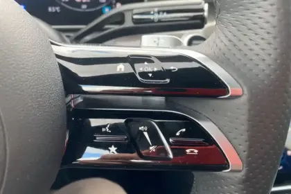 Photo 67 Mercedes CLE  Coupé 300 e Hybrid EQ 9G-Tronic