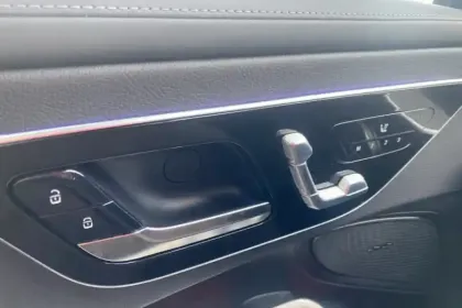 Photo 20 Mercedes CLE  Coupé 300 e Hybrid EQ 9G-Tronic