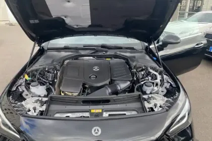 Photo 15 Mercedes CLE  Coupé 300 e Hybrid EQ 9G-Tronic