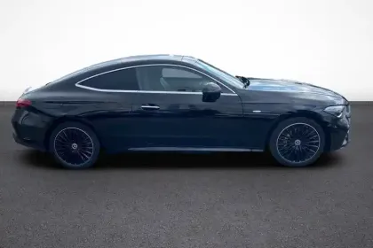 Photo 6 Mercedes CLE  Coupé 300 e Hybrid EQ 9G-Tronic