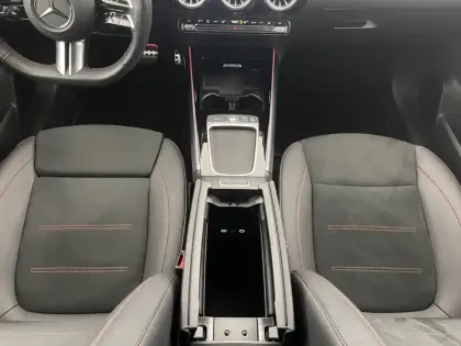 Photo 93 Mercedes EQA  250+