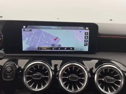 Photo 20 Mercedes Classe A  200 7G-DCT