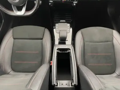 Photo 25 Mercedes Classe A  200 7G-DCT