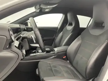 Photo 14 Mercedes Classe A  200 7G-DCT