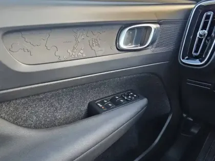 Photo 15 Volvo Xc40  Recharge 231 ch 1EDT