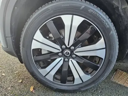 Photo 3 Volvo Xc40  Recharge 231 ch 1EDT