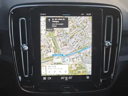 Photo 11 Volvo Xc40  Recharge 231 ch 1EDT