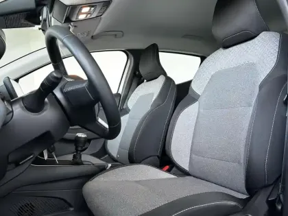 Photo 18 Renault Clio  TCe 90 ch GSR2