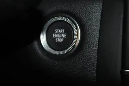 Photo 39 Renault Captur  mild hybrid 140