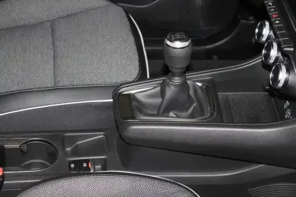 Photo 9 Renault Captur  mild hybrid 140