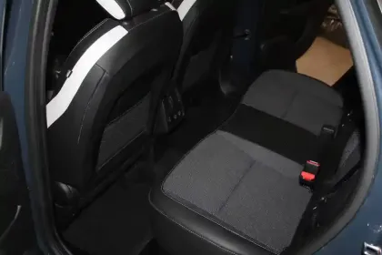 Photo 17 Renault Captur  mild hybrid 140