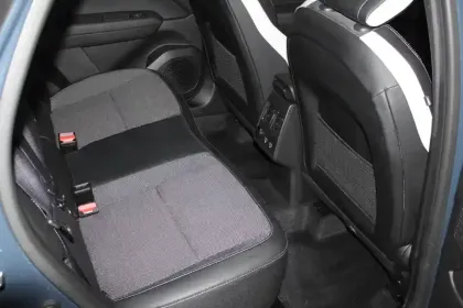 Photo 13 Renault Captur  mild hybrid 140