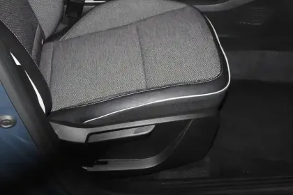 Photo 12 Renault Captur  mild hybrid 140