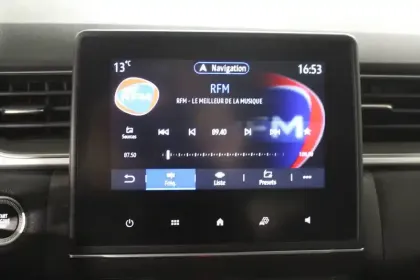 Photo 35 Renault Captur  mild hybrid 140