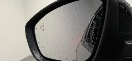 Photo 27 Peugeot 208  Electrique 54 kWh 156ch