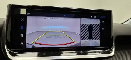 Photo 25 Peugeot 208  Electrique 54 kWh 156ch