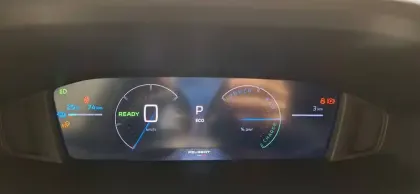 Photo 18 Peugeot 208  Electrique 54 kWh 156ch