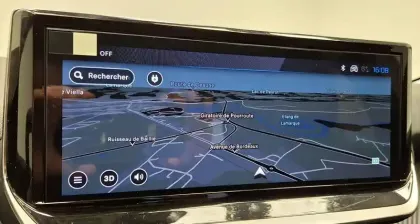 Photo 5 Peugeot 208  Electrique 54 kWh 156ch