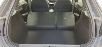 Photo 8 Peugeot 208  Electrique 54 kWh 156ch