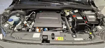 Photo 26 Peugeot 208  Electrique 54 kWh 156ch