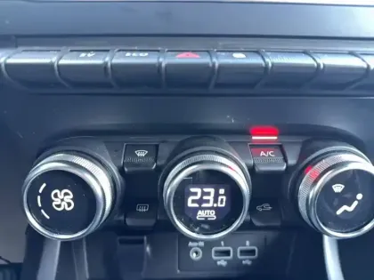 Photo 34 Renault Arkana  E-Tech hybride 145 - 22