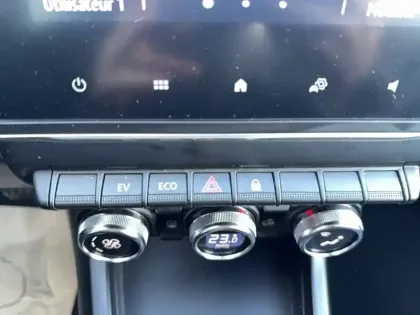 Photo 33 Renault Arkana  E-Tech hybride 145 - 22