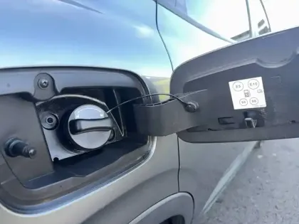 Photo 11 Renault Arkana  E-Tech hybride 145 - 22