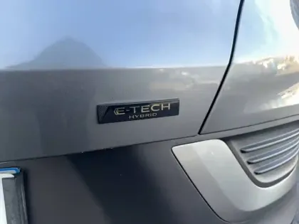 Photo 7 Renault Arkana  E-Tech hybride 145 - 22