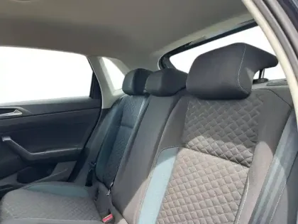 Photo 13 Volkswagen Polo  1.0 TSI 95 S&S DSG7