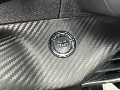 Photo 23 Peugeot 2008  PureTech 130 S&S EAT8