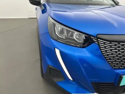 Photo 40 Peugeot 2008  PureTech 130 S&S EAT8