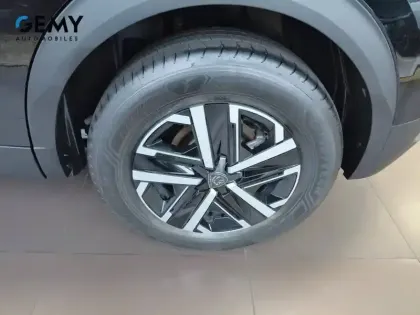 Photo 26 Peugeot 2008  Electrique 50 kWh 136 ch