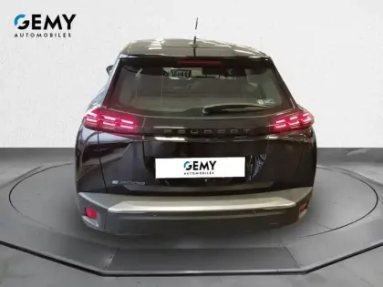 Photo 20 Peugeot 2008  Electrique 50 kWh 136 ch