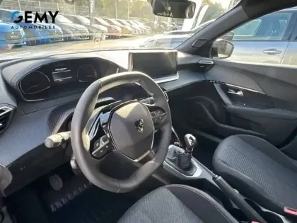Photo 41 Peugeot 2008  100 S&S BVM6