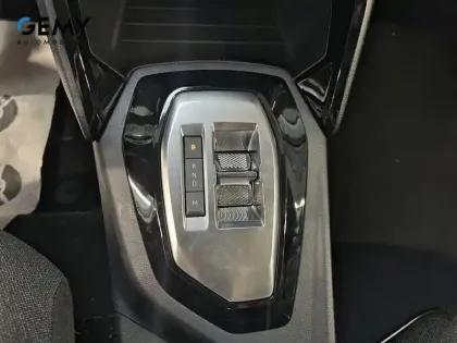 Photo 14 Peugeot 208  Hybrid 110 e-DCS6