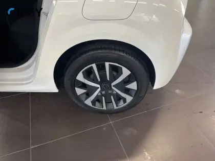 Photo 10 Peugeot 208  Hybrid 110 e-DCS6