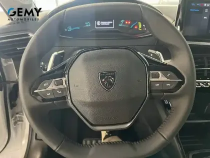 Photo 13 Peugeot 208  Hybrid 110 e-DCS6