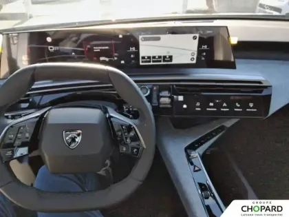 Photo 33 Peugeot 3008  Hybrid 145 e-DCS6