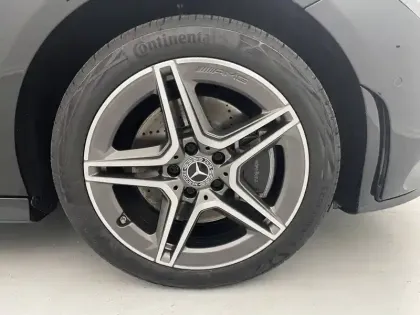 Photo 12 Mercedes CLA  Coupé 250 e 8G-DCT