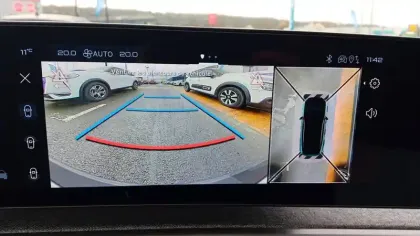 Photo 14 Peugeot 3008  Hybrid 136 e-DCS6