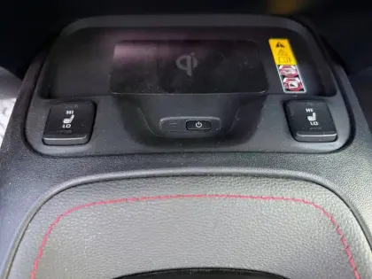 Photo 21 Toyota Corolla  Hybride 196ch