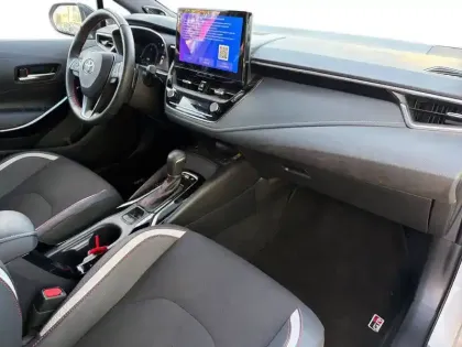 Photo 8 Toyota Corolla  Hybride 196ch