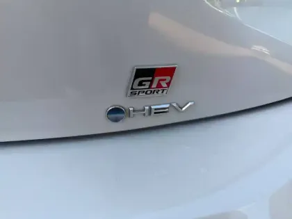 Photo 20 Toyota Corolla  Hybride 196ch