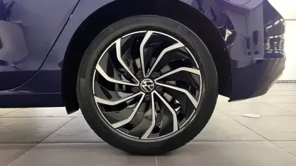 Photo 77 Volkswagen Golf  2.0 TDI SCR 150 DSG7